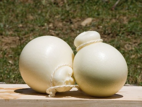 Abruzzo - Caciocavallo