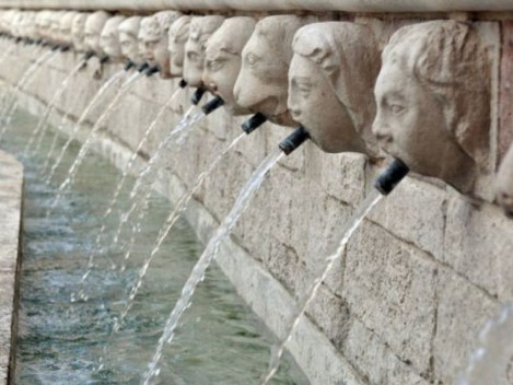 Fontana delle 99 cannelle - L'Aquila