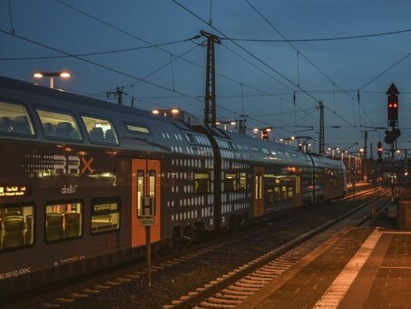 Il viaggio in treno e il piacere dell’esplorazione. Il viaggio in treno e il piacere dell’esplorazione.