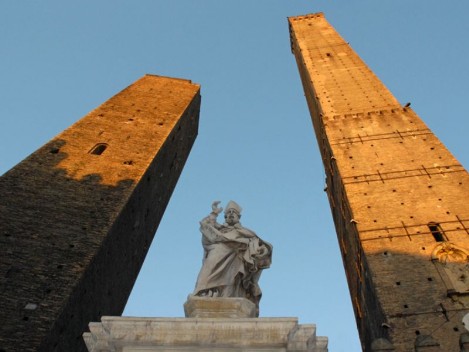 Torri di Bologna -  Garisenda e Asinelli