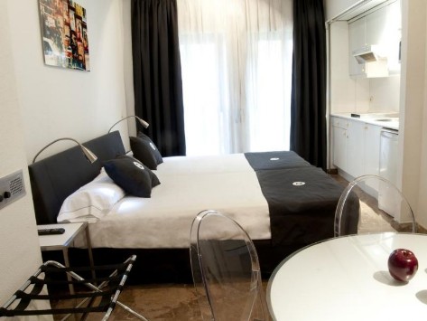 Aparthotel Quo Eraso Madrid