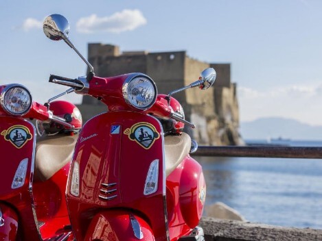 Tour in Vespa a Napoli